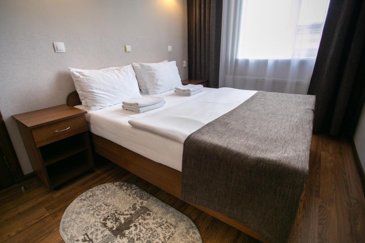 Molodezhnaya Hotel Brest Extérieur photo