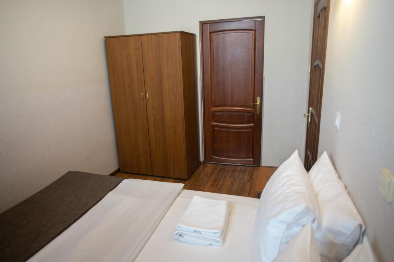 Molodezhnaya Hotel Brest Extérieur photo