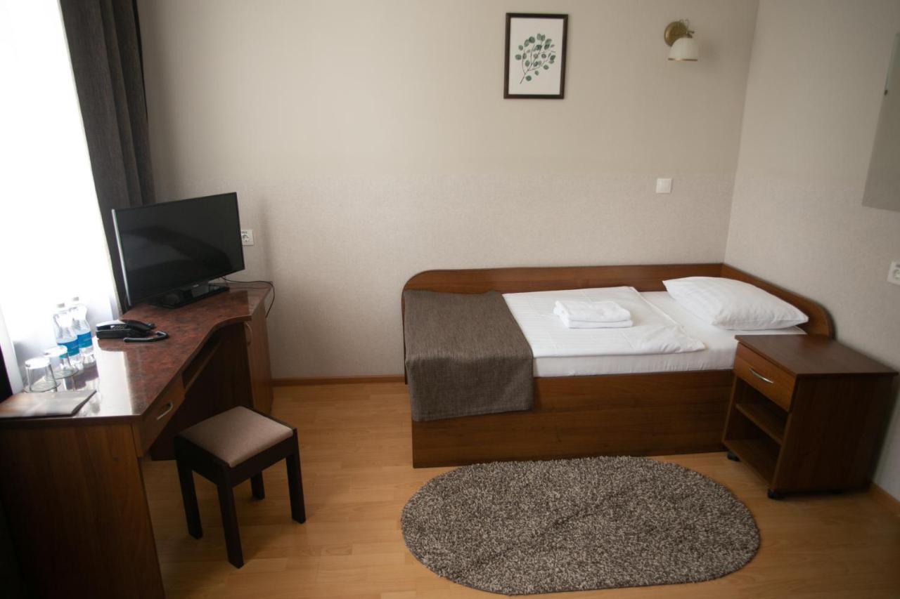 Molodezhnaya Hotel Brest Extérieur photo