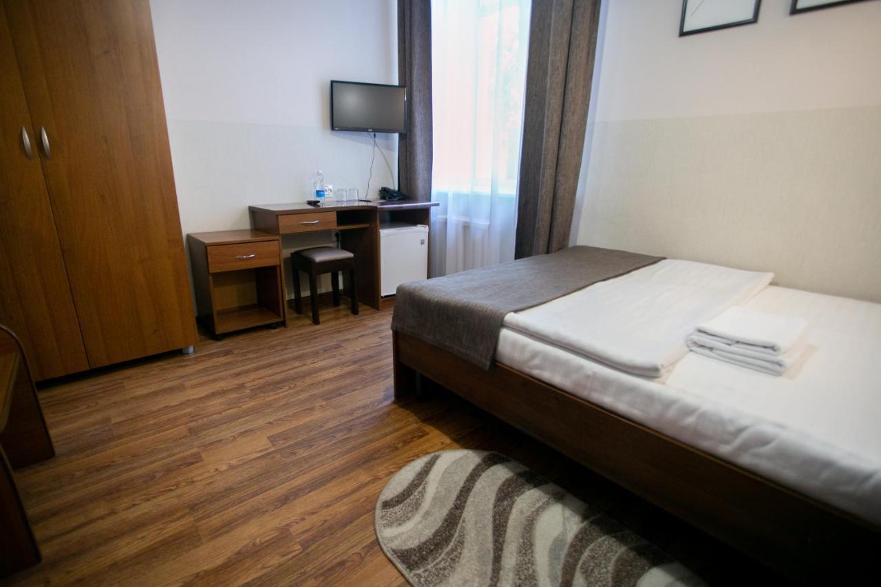 Molodezhnaya Hotel Brest Extérieur photo