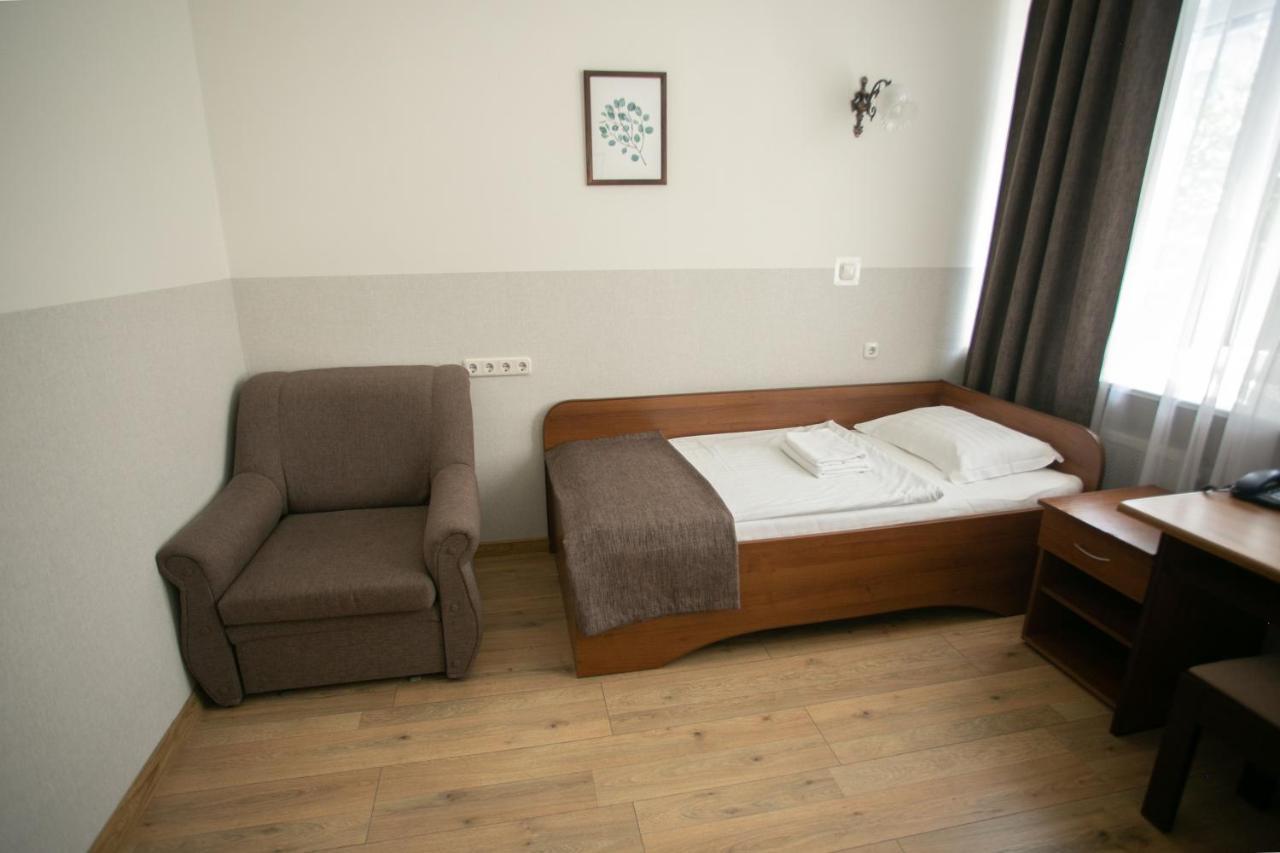 Molodezhnaya Hotel Brest Extérieur photo